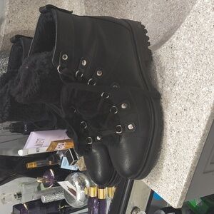 Black Women's Winter Boots Nine West